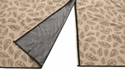 Robens Klondike Fleece Carpet -CampEase Store 190067 fleece carpet klondike feature photo2