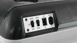 Easy Camp Chilly 12V230V Coolbox 24L -CampEase Store 600030 chilly 12v 230v coolbox 24 feature photo7