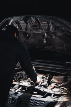 Nebo Newton 500 Waterproof Torch -CampEase Store eneb0014 7 fullsize