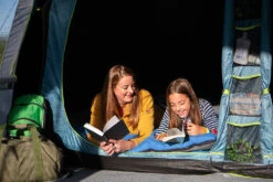 Coleman Castle Pines 4L Blackout Tent (2022) -CampEase Store of3a1389