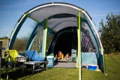 Coleman Castle Pines 4L Blackout Tent (2022) -CampEase Store of3a1393